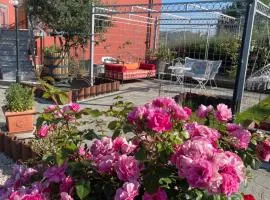 Villa Lilli Beta Bella - Appartamento Rosso Whispering Vines