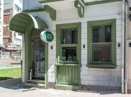 Grand Rafinn Hotel
