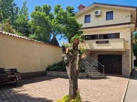 Apartmaji I&E