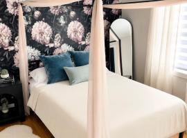 Luxury apartment near World Cup!, hotel i Harrison