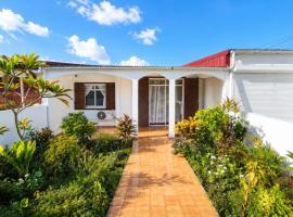 La Casa Créole, spa, 3 ch, 2 sdb, centre de la Guadeloupe, hotel a Les Abymes