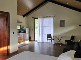 Sol Casita Riverside Jungle Cabin NEWLY BUILT