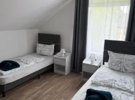 Goldstar Apartment- Ferienwohnung Hannover -Sehnde