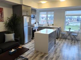Stylish Townhome Gem with Several Amenities Just Minutes To The Falls, hotel v mestu Niagara Falls
