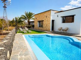 Villa El Valle - Piscina climatizada – hotel w mieście Tarajalejo