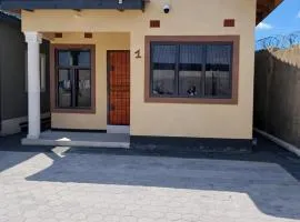 Peaceful Home Self-catering Solar Backed Apartment
