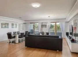 Maris Lux