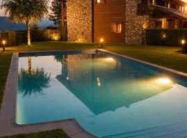 Casa con jardín privado y piscina junto a Llívia