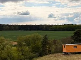 Maringotka na kopečku