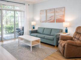 Stay Salty-Barefoot Resort, 2 Pools, 2 miles to beach, Golf view, Hotel in North Myrtle Beach