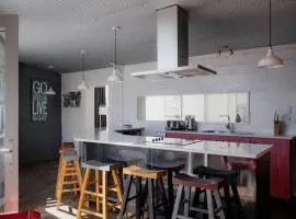 Ruby SoHo Workshop Villa