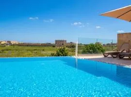 Kenn Gozitan villa and pool - Happy Rentals