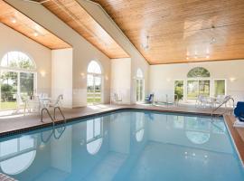 Country Inn & Suites by Radisson, Mason City, IA, hotell sihtkohas Mason City