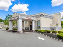 Quality Inn Edison-New Brunswick, hôtel à Edison