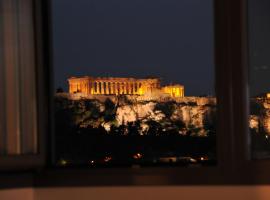 Acropolis at Home: Loft with a View, hotell i nærheten av Omonia t-banestasjon i Athen