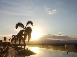 Mactan Newtown 8 Boulevard Deluxe Ocean View