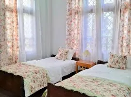 sicsac inn