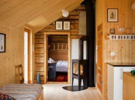 Villa Lofoten - Fisherman's cabin، فندق في Kvalnes