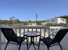 Nikos Apartments