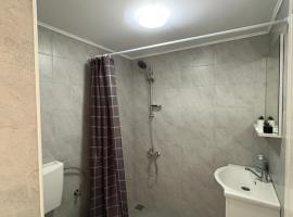 Vila Aron, hotel em Tuzla