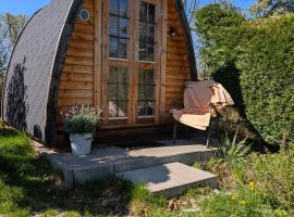 Glamping im Tiny House - nahe Dresden, hotel en Freital