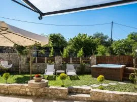 Alexandra's Stone House with Private Spa Tub by Konnect