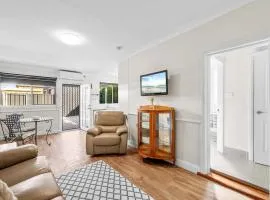 Fitzroy Cottage one bedroom CBD accommodation