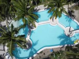 Pili Beach Resort Agmanic