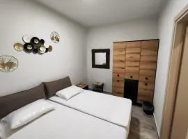 Savvas's Room