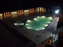 Infinity Hotel & Resort, Chikani , Alwar, hotel em Alwar