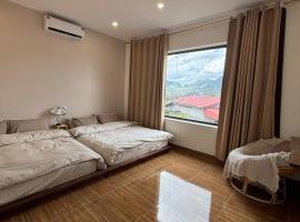 Lơ Mơ House, hotel di Làng Môn