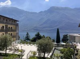 Hotel Garda Bellevue