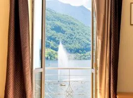 Lake View Apartment, Blick auf den Traunsee und auf das Schloss Orth - ideal für Paare und Genießer