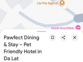 Pine Aura Dalat Inn, hotel i Da Lat