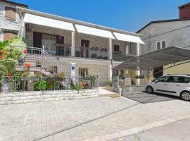 Apartment Erin by Rent Istria