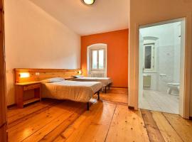 Madonna del Lares, hotel v mestu Borgo Lares