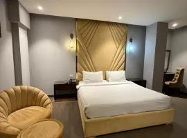 Brick House Hotel Lahore