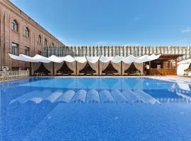 Ichan Qal'a Premium Class Hotel