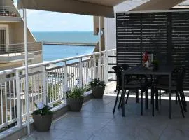 Consta's Seaview Apartments
