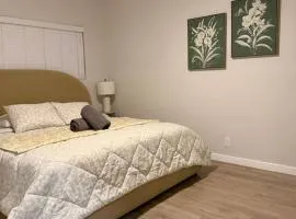 One Lux Stay Coastal 2BR Retreat near the Beach