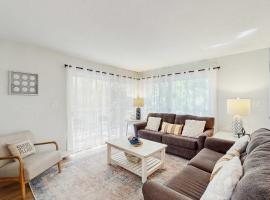 Sea Colony -- 52006 Canal Ct, hotel a Bethany Beach