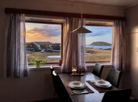 Apartment Overlooking the Bird Island - Hornøya