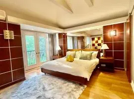 Luxury Private Room with Garden View - Newmarket, Ontario