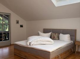 Ferienwohnung Bergnest mit Sauna, Hotel in Ramsau bei Berchtesgaden