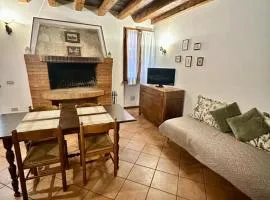 Mamisà 5, appartamento con caminetto