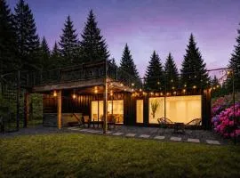 Skydeck Cabin met Jacuzzi & Rooftop