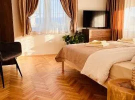 Village Apartments - Emma