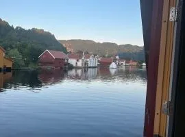 Elvehavn - Leilighet i sjøbod - Feda