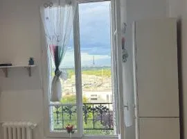 MERCY HOME with Eiffel Tower View