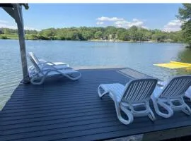 Private Beach & Two Story Dock Public Side Lake Anna Virginia